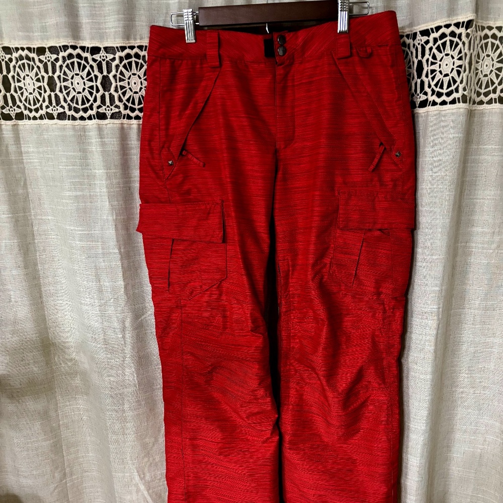 Ride Snowboards  Woman’s Water Proof, Breathable, Zip, Button, Lined Ski Pants M